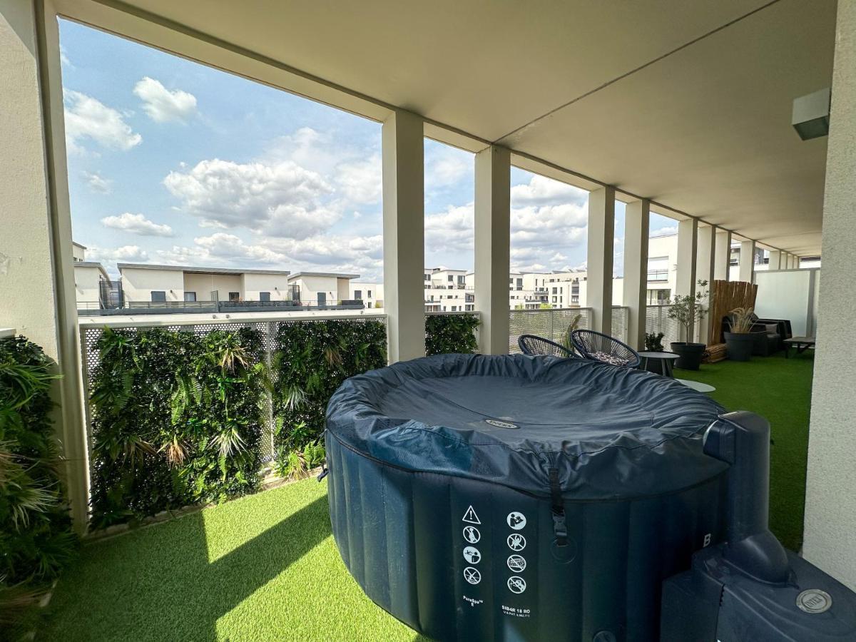 Loggia Dream Jacuzzi Apartment Montévrain Exterior foto